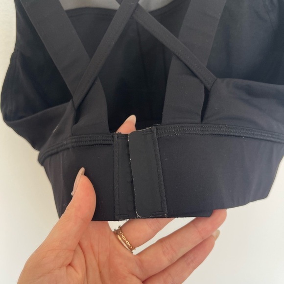 Lululemon Breathe it In Bra Black Mesh Cutout Front Strappy Back Sports Bra - Picture 15 of 16